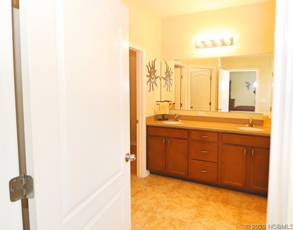 3449 Velona Ave, New Smyrna FL  32168-4675 exterior