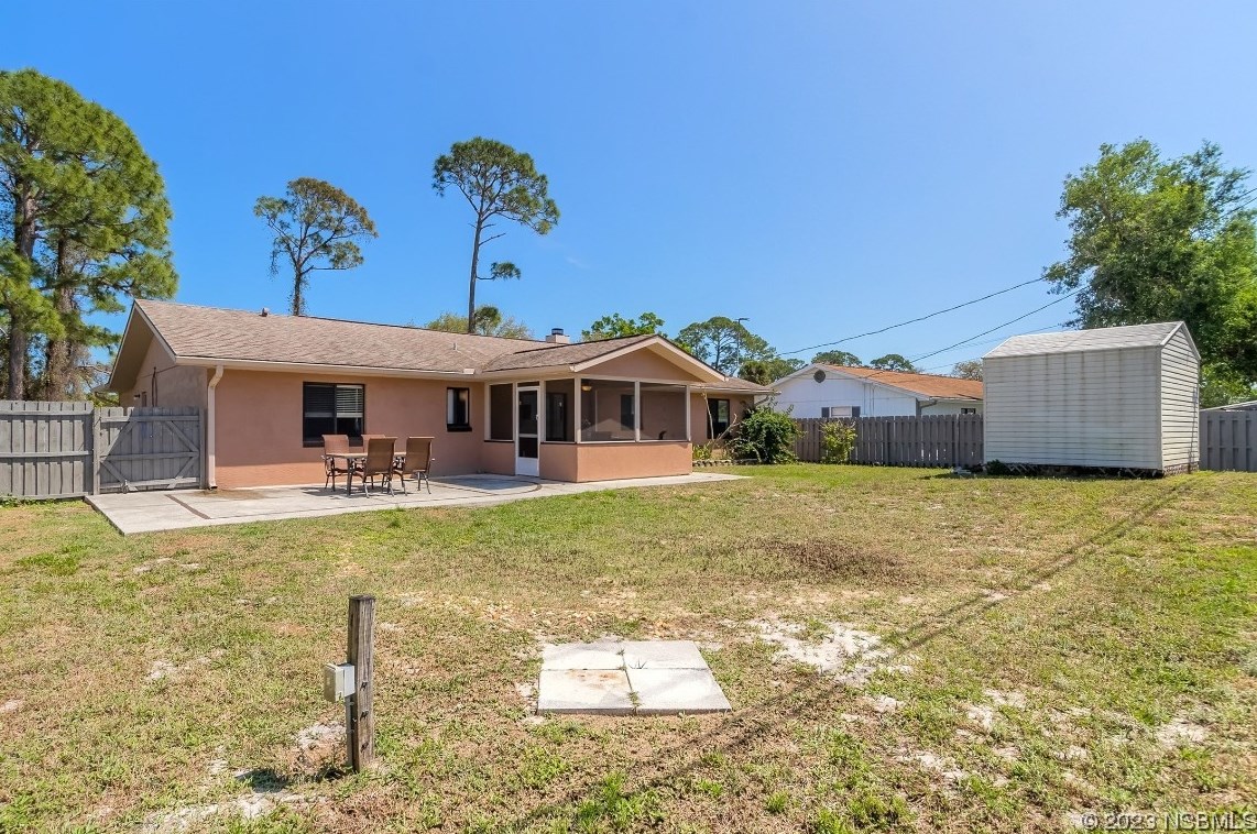 2908 Willow Oak Dr, Edgewater FL  32141-5601 exterior