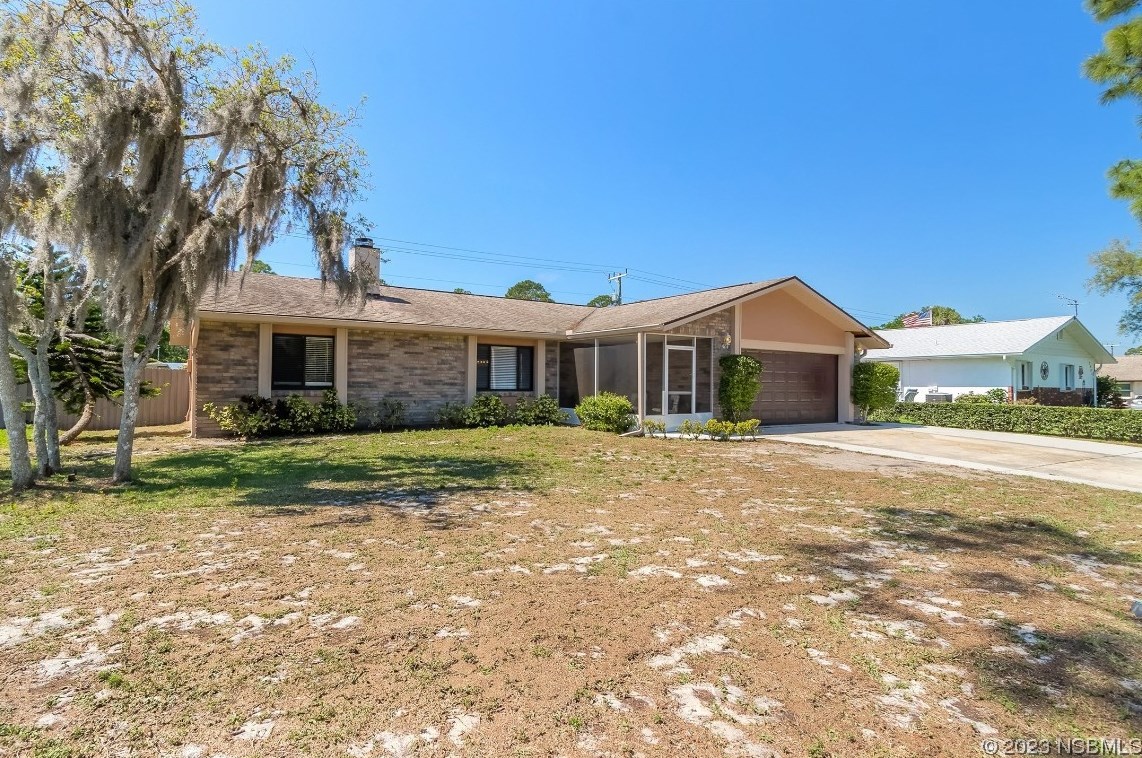 2908 Willow Oak Dr, Edgewater FL  32141-5601 exterior