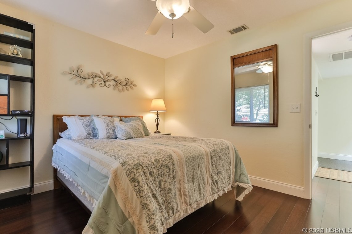 258 Canterbury Cir, New Smyrna FL  32168-7991 exterior