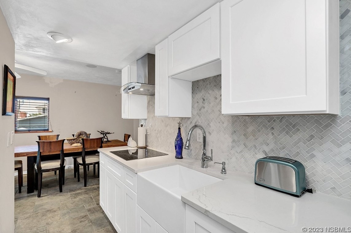 6640 Turtlemound Rd, New Smyrna FL 32169-5020 exterior