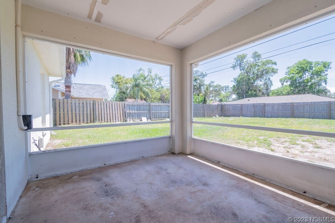 2716 Juniper Dr, Edgewater FL  32141-5412 exterior