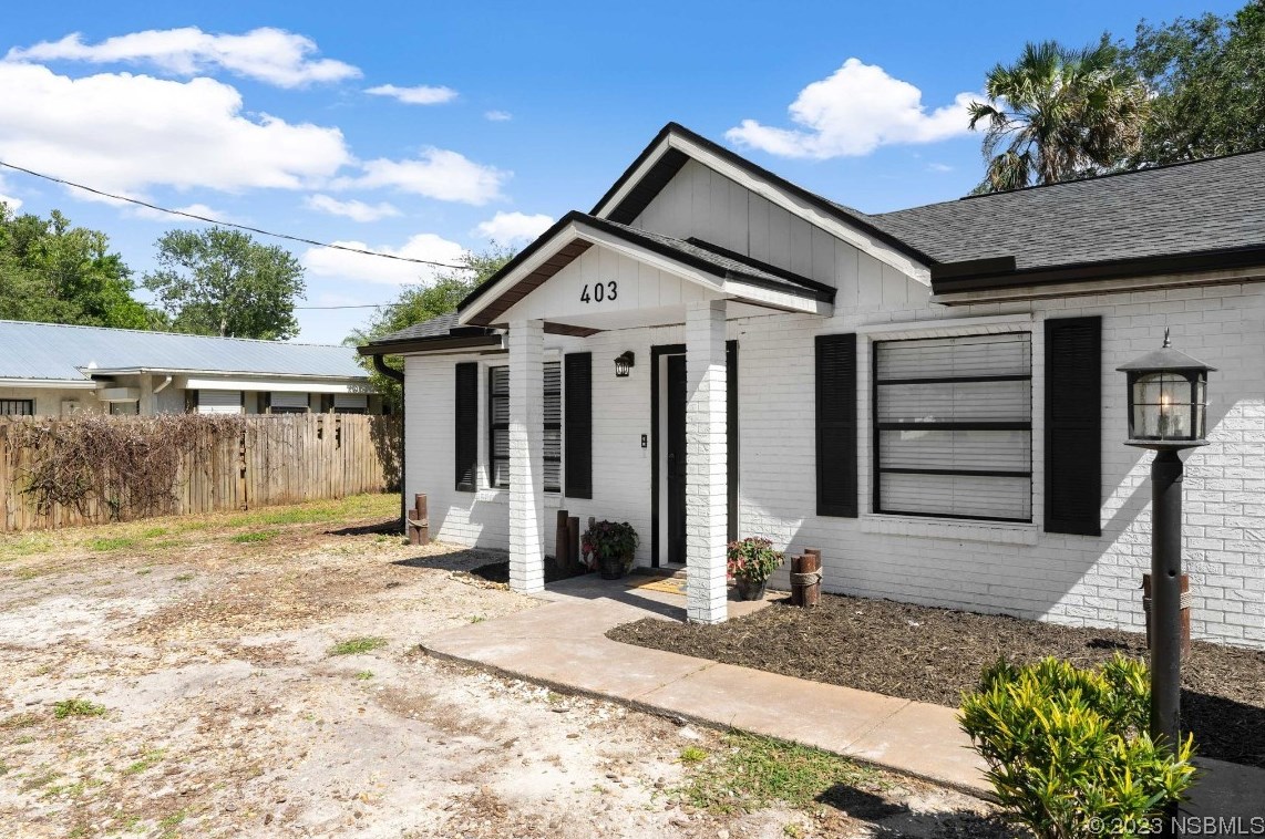 403 Conrad Dr, New Smyrna FL  32168-5816 exterior