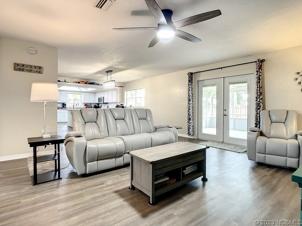 2329 Victory Palm Dr, Edgewater FL  32141-4411 exterior