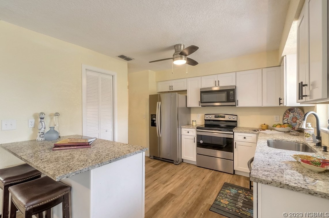 1851 Lime Tree Dr, Edgewater FL  32141-3901 exterior