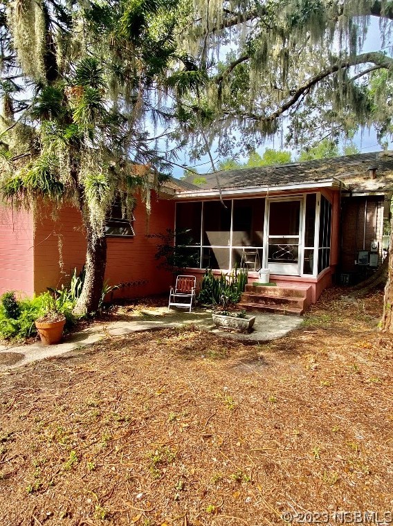 1204 Palmetto St, New Smyrna FL 32168-7608 exterior