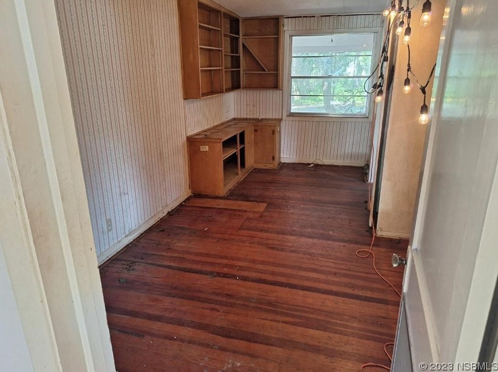 1204 Palmetto St, New Smyrna FL 32168-7608 exterior