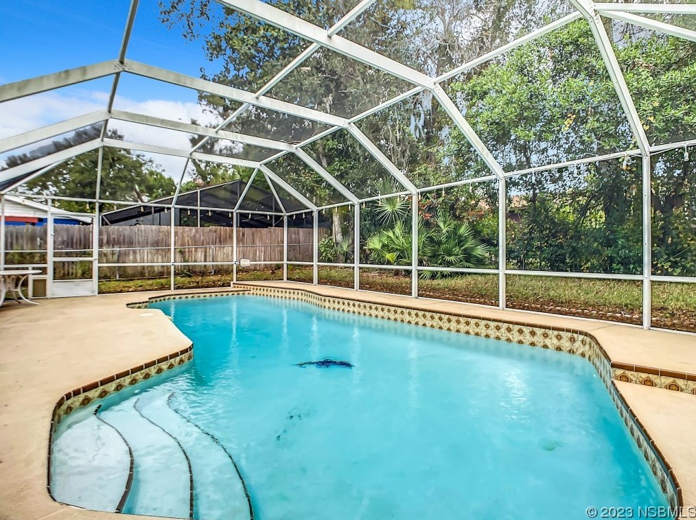 865 Ridgewood Ave, Ormond Beach FL  32174-4630 exterior