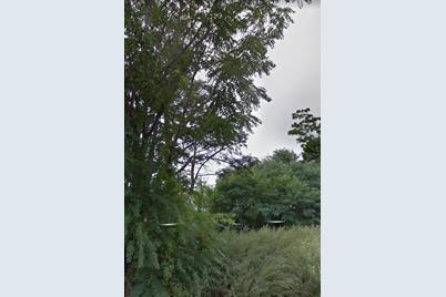 16 Andy Street - Photo 1