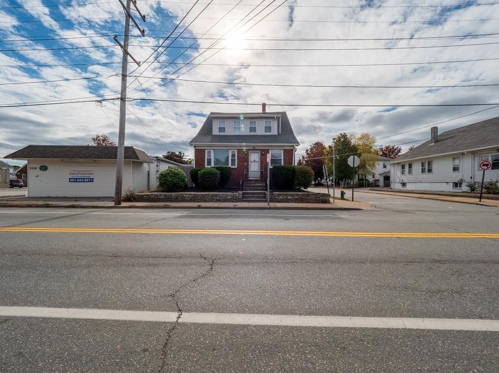 1136 Park Ave, Cranston RI  02910-3120 exterior