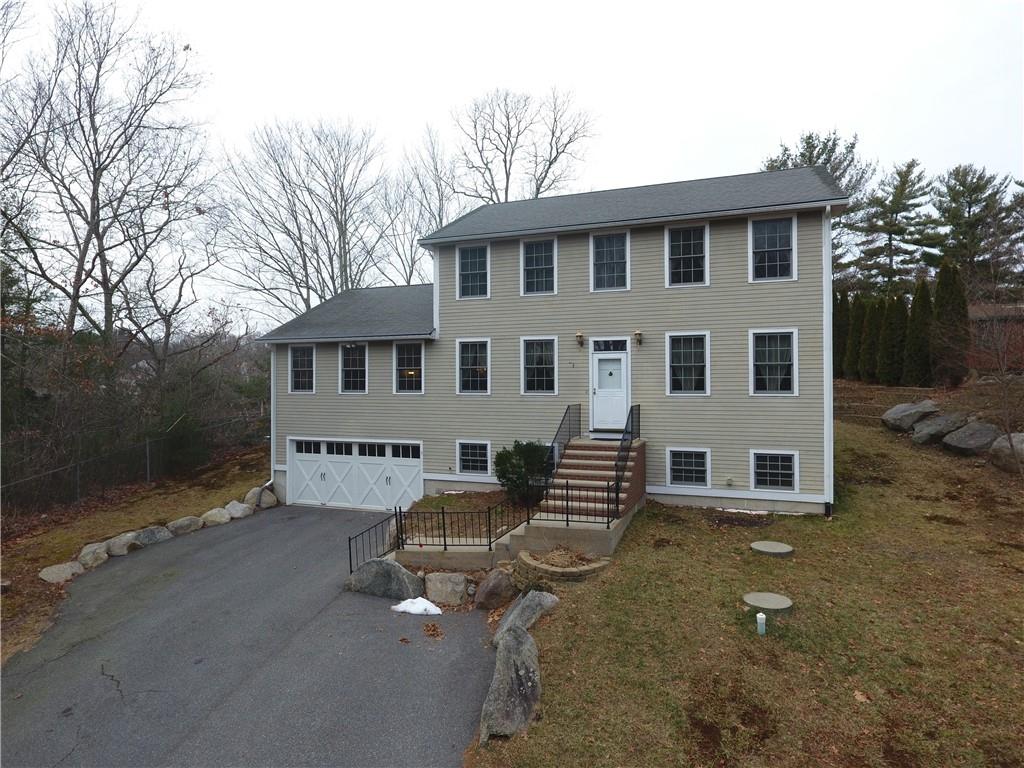 5 Howland Ln Scituate Ri 02831 Mls 1273194 Coldwell Banker