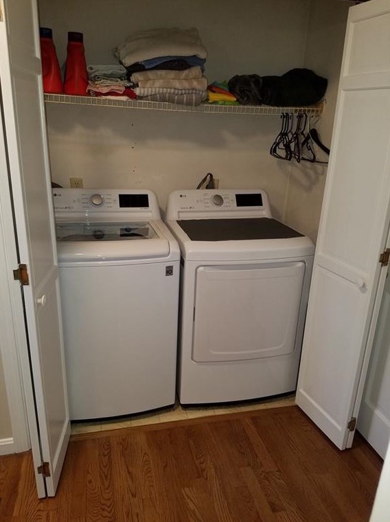 79 Vincent Way, Cranston RI  02921-2580 exterior