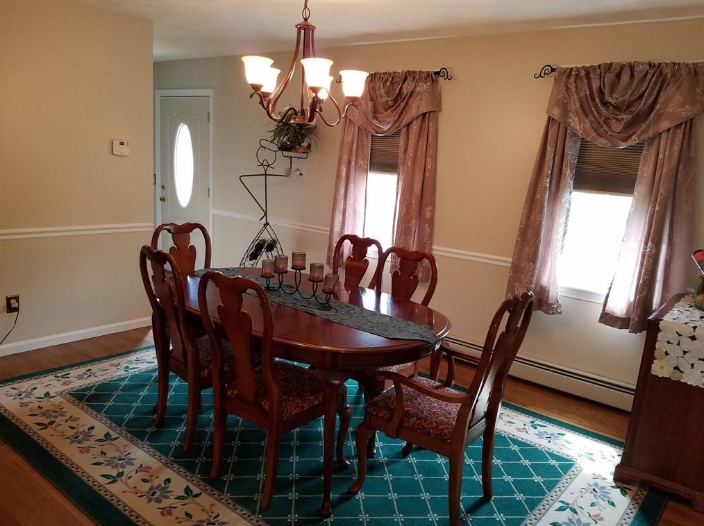 79 Vincent Way, Cranston RI  02921-2580 exterior