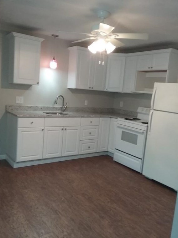 700 Dyer Ave, Cranston RI  02920-6930 exterior