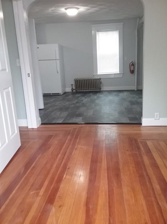 700 Dyer Ave, Cranston RI  02920-6930 exterior