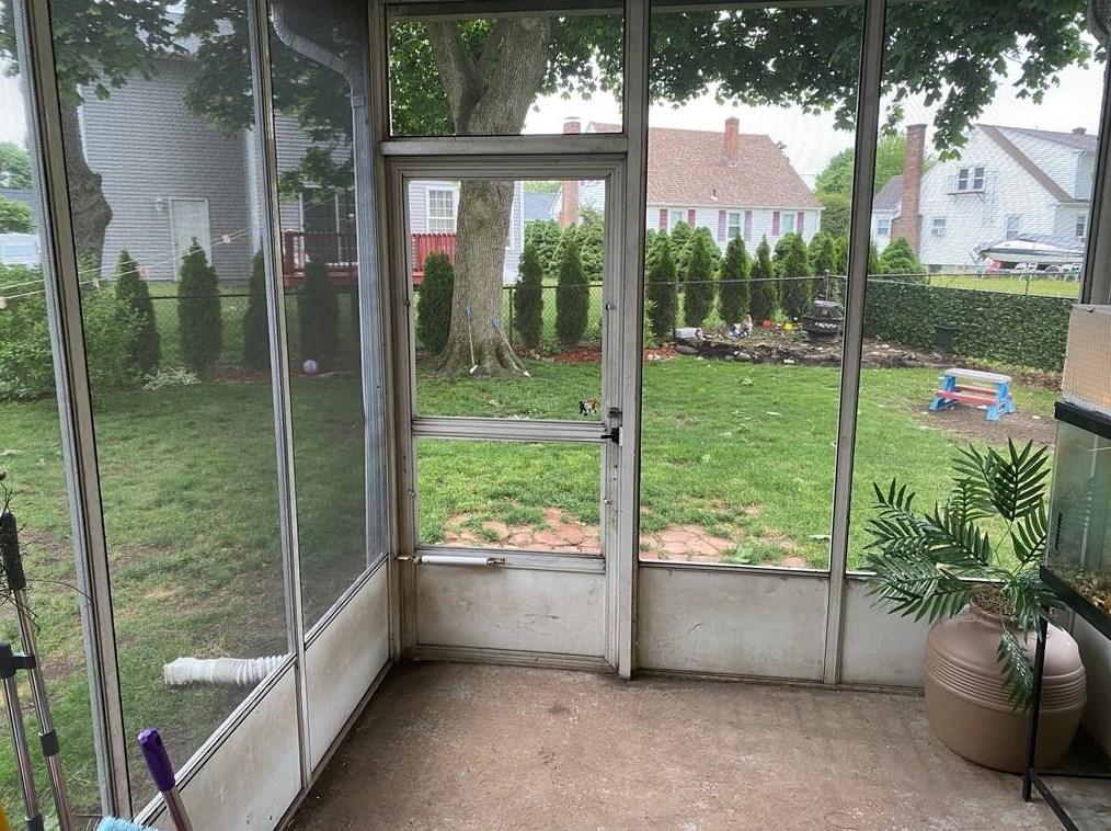 3 Cottage Cir, Cranston RI  02910-1107 exterior