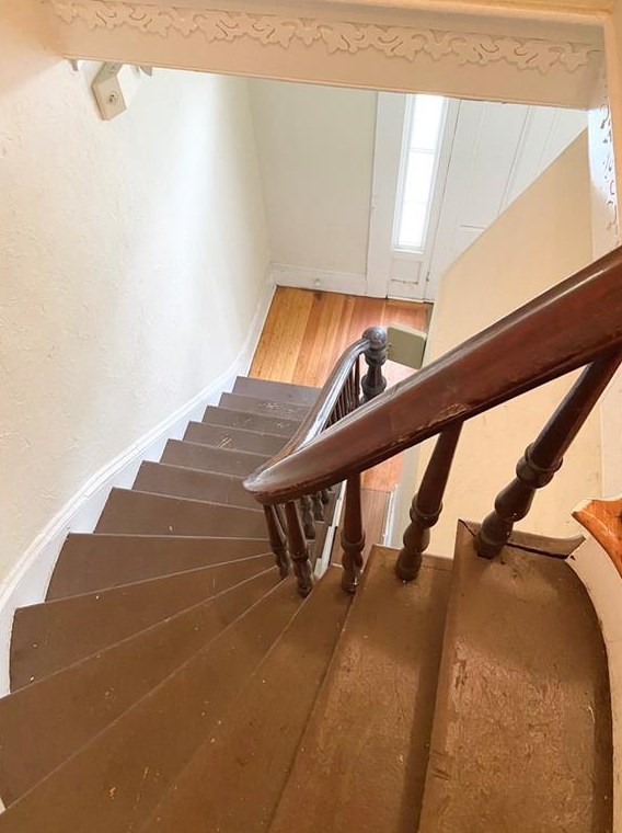 136 Mount Hope Ave, Bristol RI  02809-3563 exterior