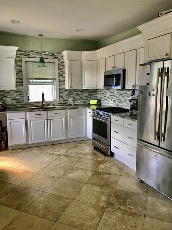 154 Harrison St, Pawtucket RI  02860-2825 exterior