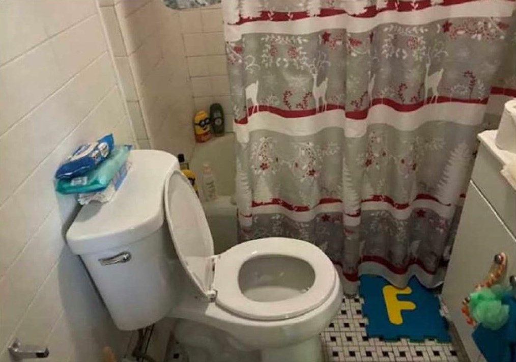 99 Yeoman Ave, Cranston RI 02920-2129 exterior