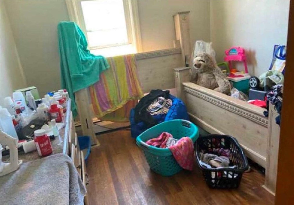 99 Yeoman Ave, Cranston RI 02920-2129 exterior