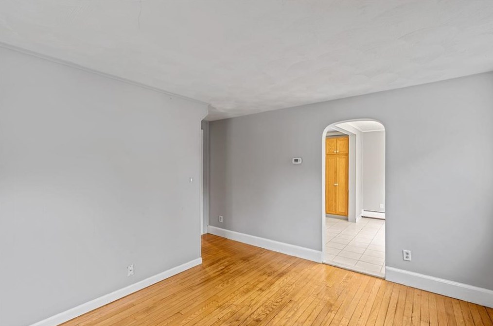 453 Woonasquatucket Ave, Providence RI 02911-3134 exterior