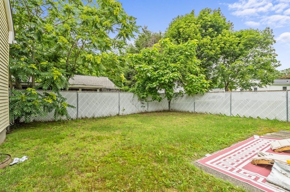 453 Woonasquatucket Ave, Providence RI 02911-3134 exterior