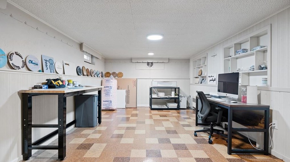 138 Scenic Dr, Cranston RI  02920-3142 exterior