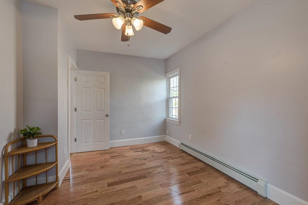 49 Randall St, Cranston RI  02920-5023 exterior