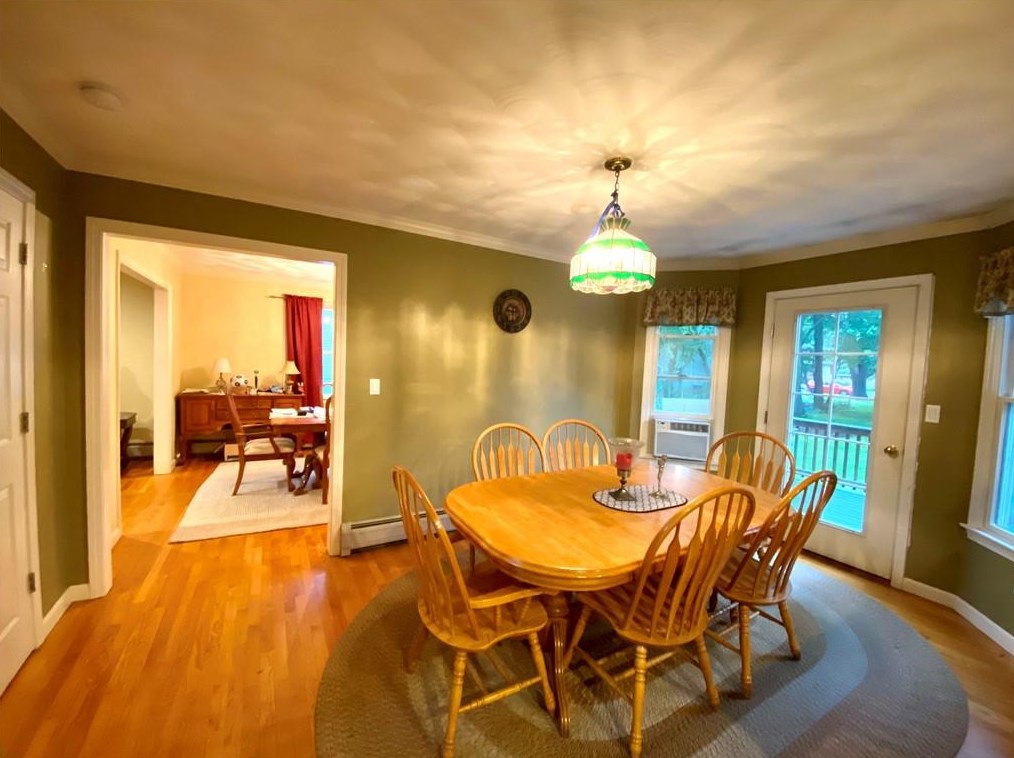 47 Lafayette Dr, Bristol RI  02809-5012 exterior