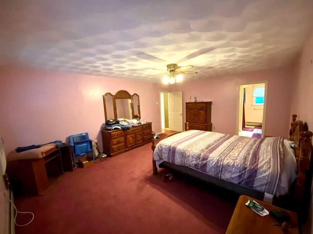 47 Lafayette Dr, Bristol RI  02809-5012 exterior