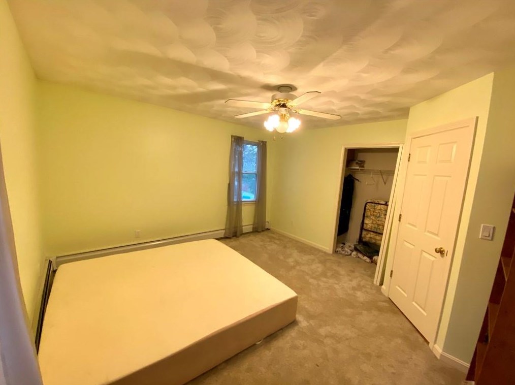 47 Lafayette Dr, Bristol RI  02809-5012 exterior