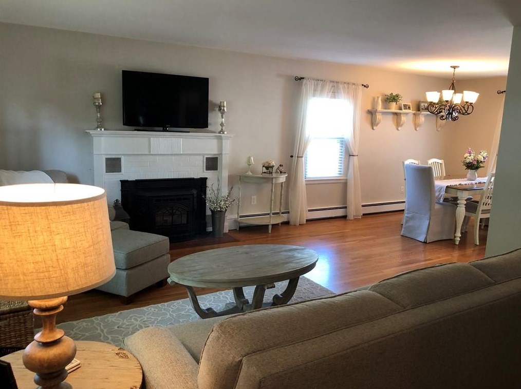 34 New Clark Rd, Cumberland, RI 02864