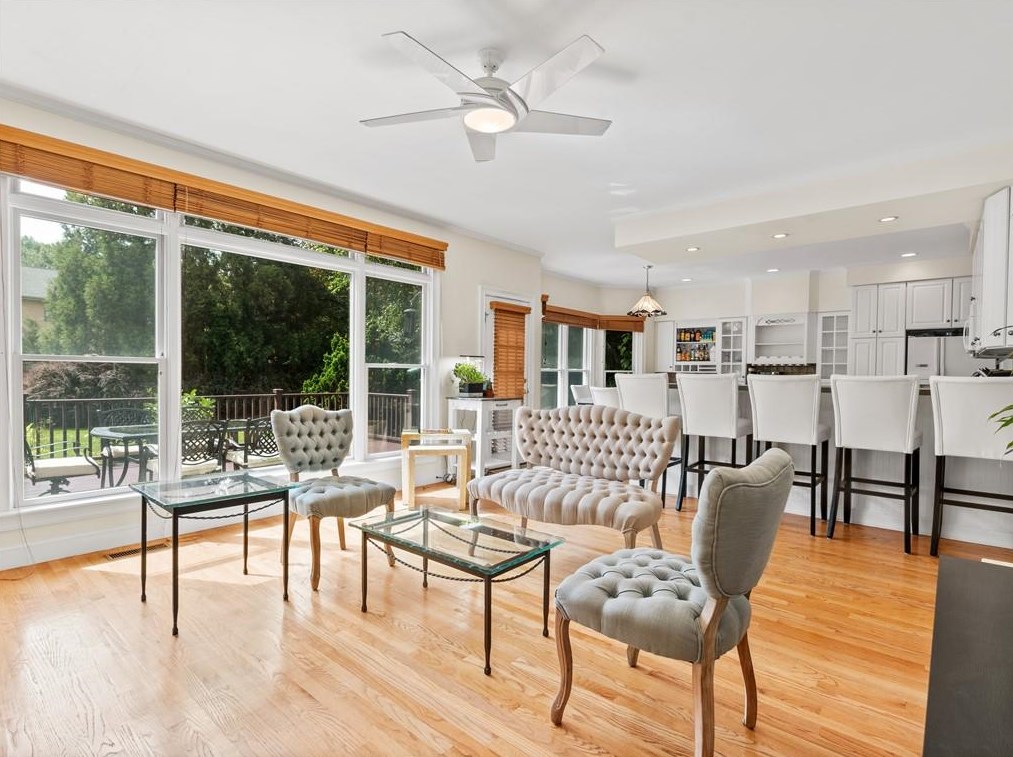 26 Griswold Ave, Bristol RI  02809-2927 exterior