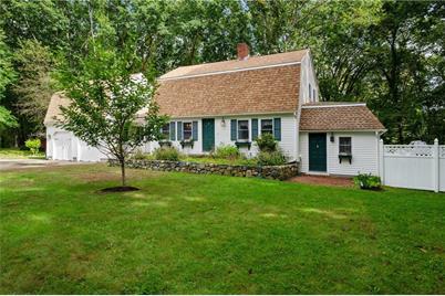 22 Bruce Drive - Photo 1