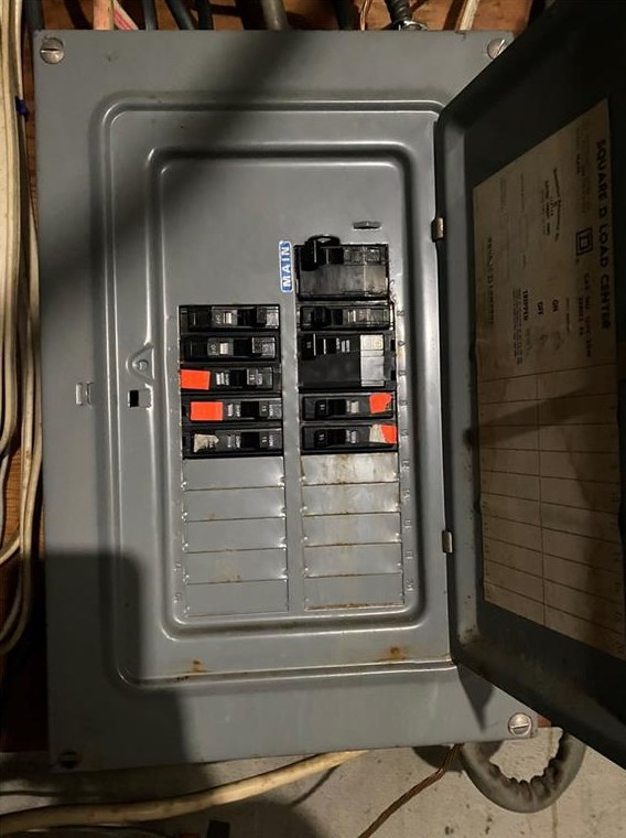 25 Charles St, Pawtucket RI 02860-1401 exterior