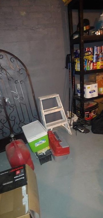 34 Harris Ave, Cranston RI  02920-5417 exterior