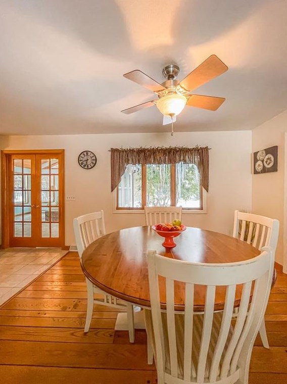 353 Matteson Rd, Scituate RI  02831-1614 exterior