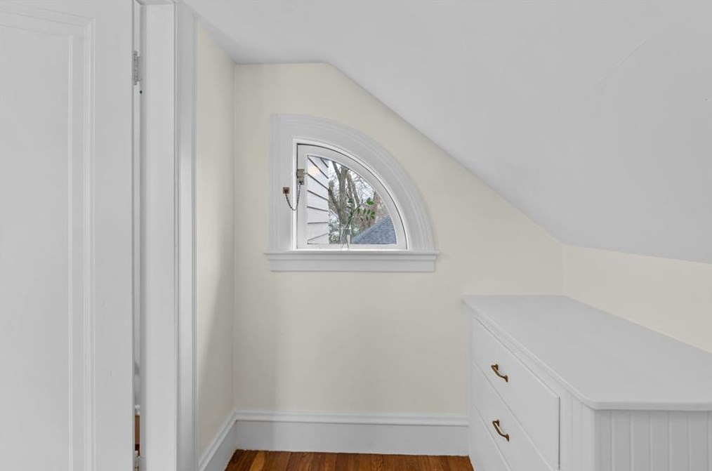 128 Shirley Blvd, Cranston RI 02910-3326 exterior