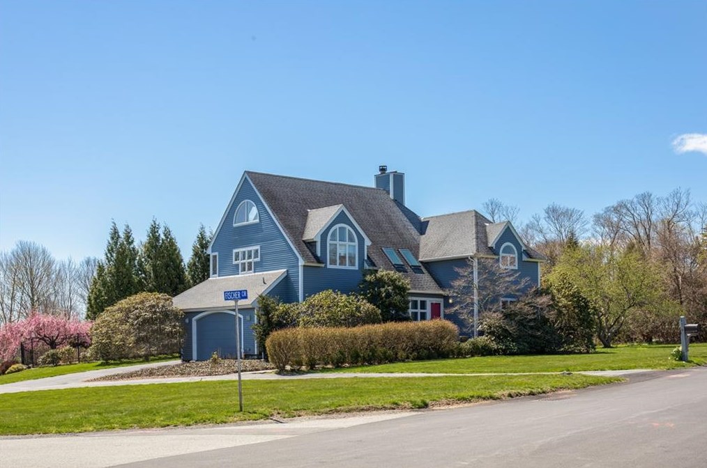 179 Taylor Rd, Portsmouth RI  02871-5416 exterior