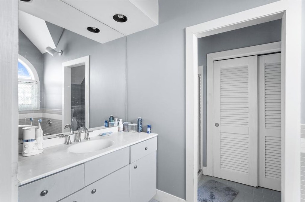 179 Taylor Rd, Portsmouth RI  02871-5416 exterior