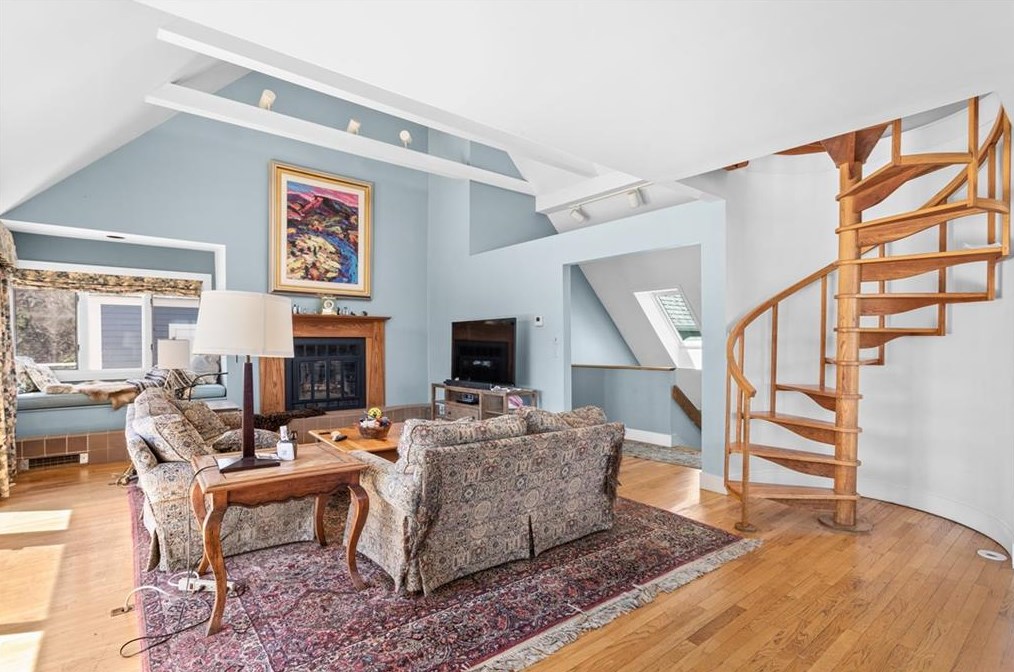 179 Taylor Rd, Portsmouth RI  02871-5416 exterior