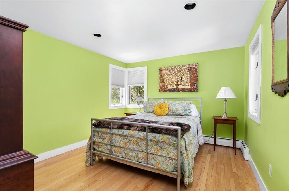 179 Taylor Rd, Portsmouth RI  02871-5416 exterior