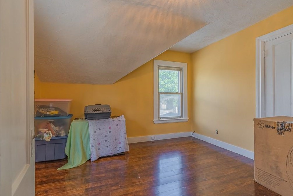 120 Frst Ave, Cranston RI 02910-5510 exterior