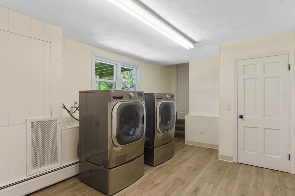 11 Set N Sun Dr, Scituate RI  02831-1828 exterior