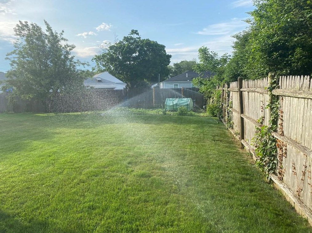 117 Eden Crest Dr, Cranston RI  02920-8145 exterior