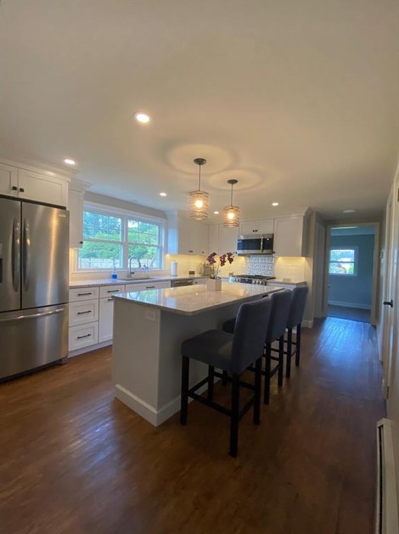 117 Eden Crest Dr, Cranston RI  02920-8145 exterior