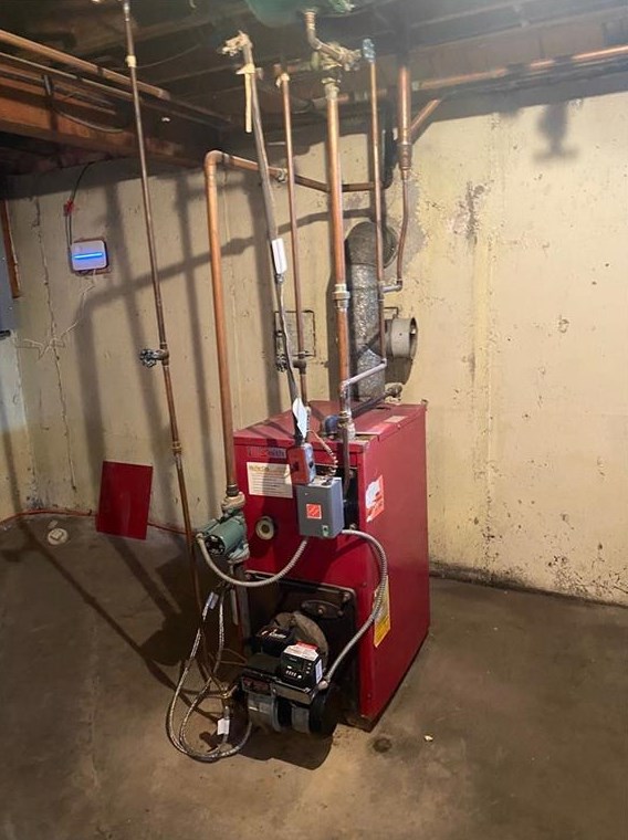 117 Eden Crest Dr, Cranston RI  02920-8145 exterior