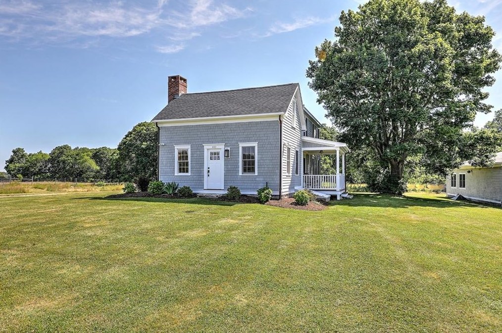 443 Barneys Joy Rd, Dartmouth MA 02748-1323 exterior