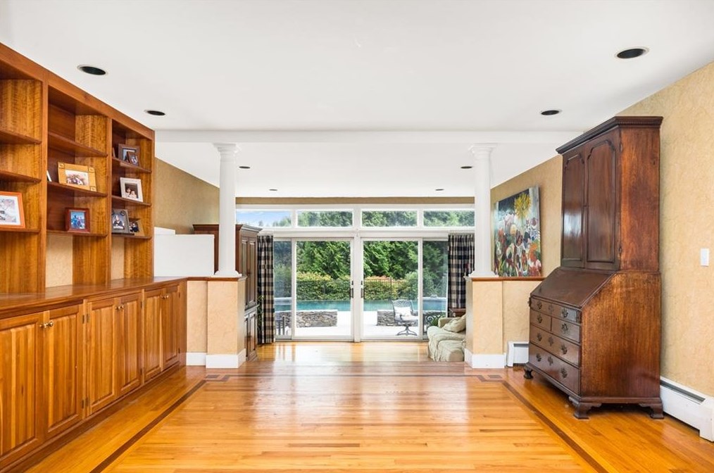 179 Taylor Rd, Portsmouth RI  02871-5416 exterior