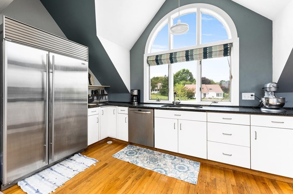 179 Taylor Rd, Portsmouth RI  02871-5416 exterior